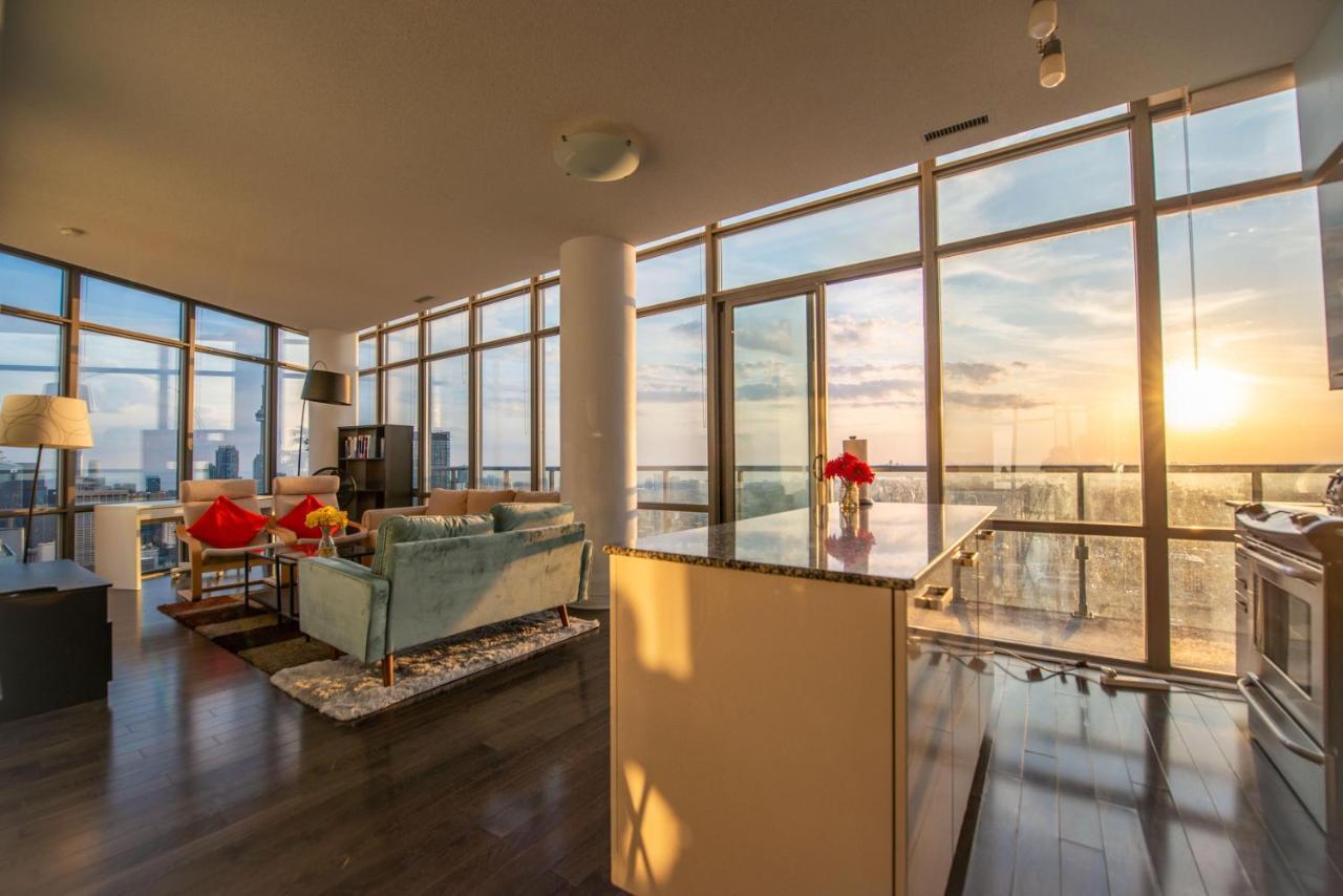 Unbelievable Penthouse View With 3 Bedrooms Торонто Экстерьер фото