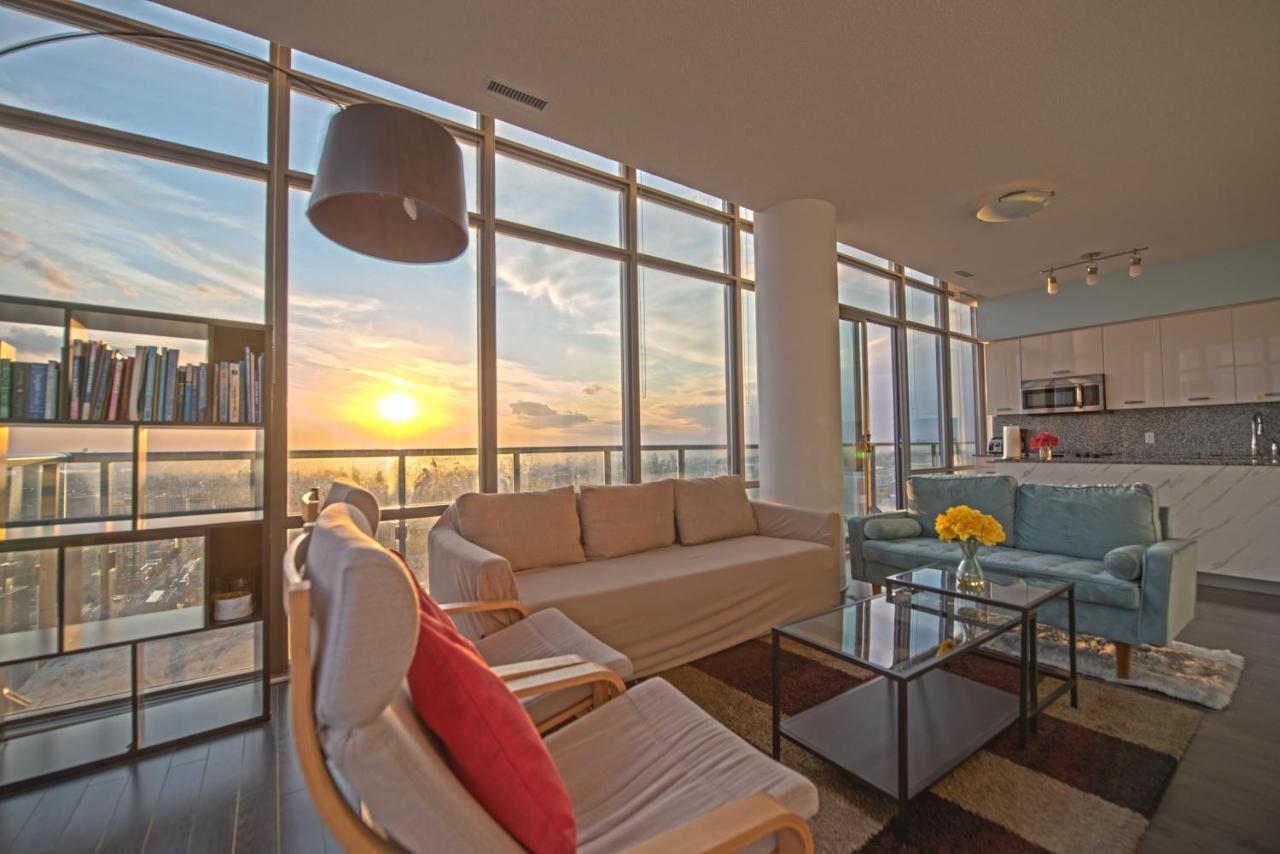 Unbelievable Penthouse View With 3 Bedrooms Торонто Экстерьер фото