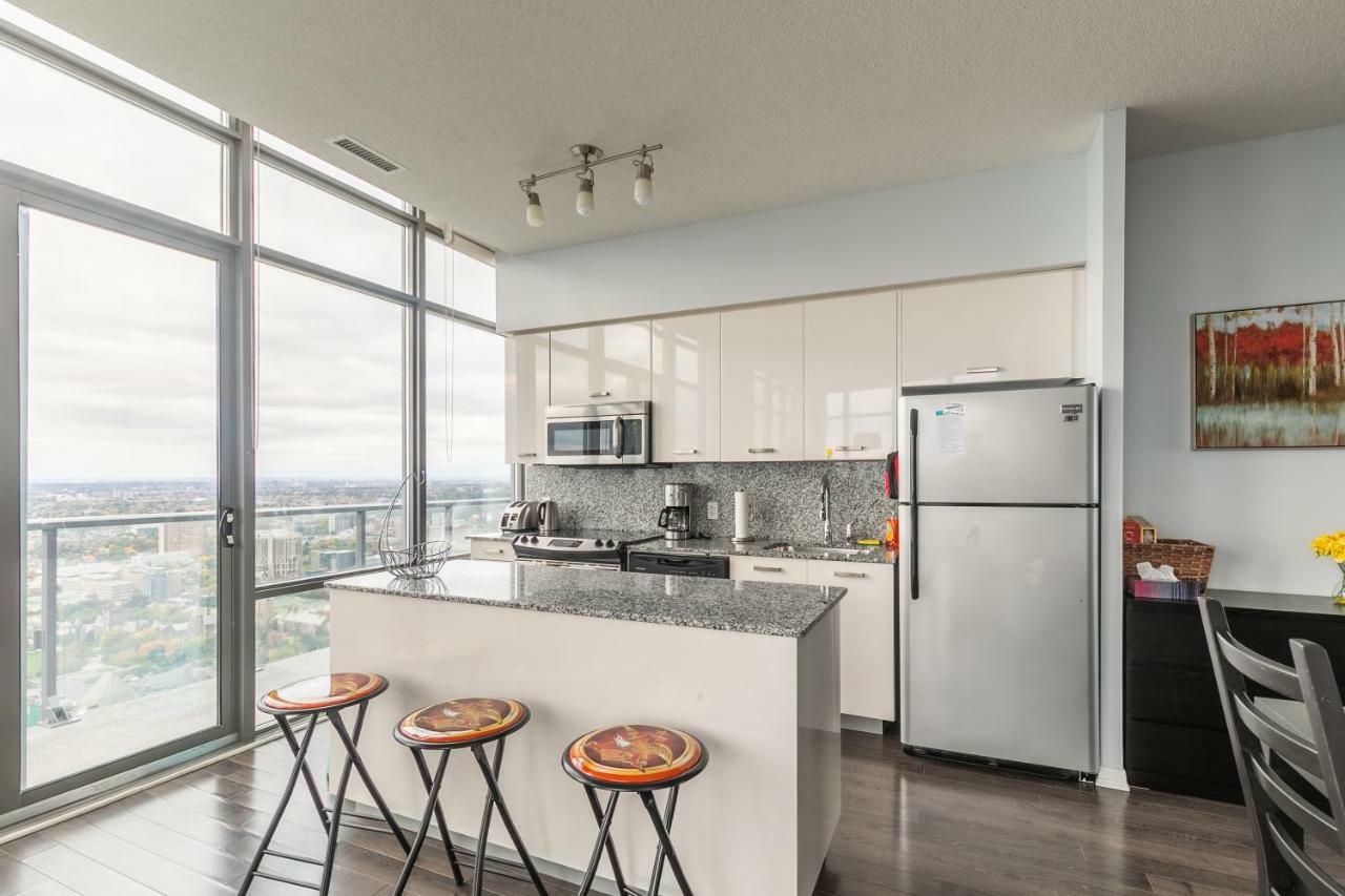 Unbelievable Penthouse View With 3 Bedrooms Торонто Экстерьер фото